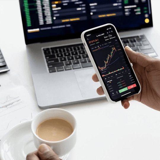 Valoro Vantoro - Echipa de experți în criptomonede